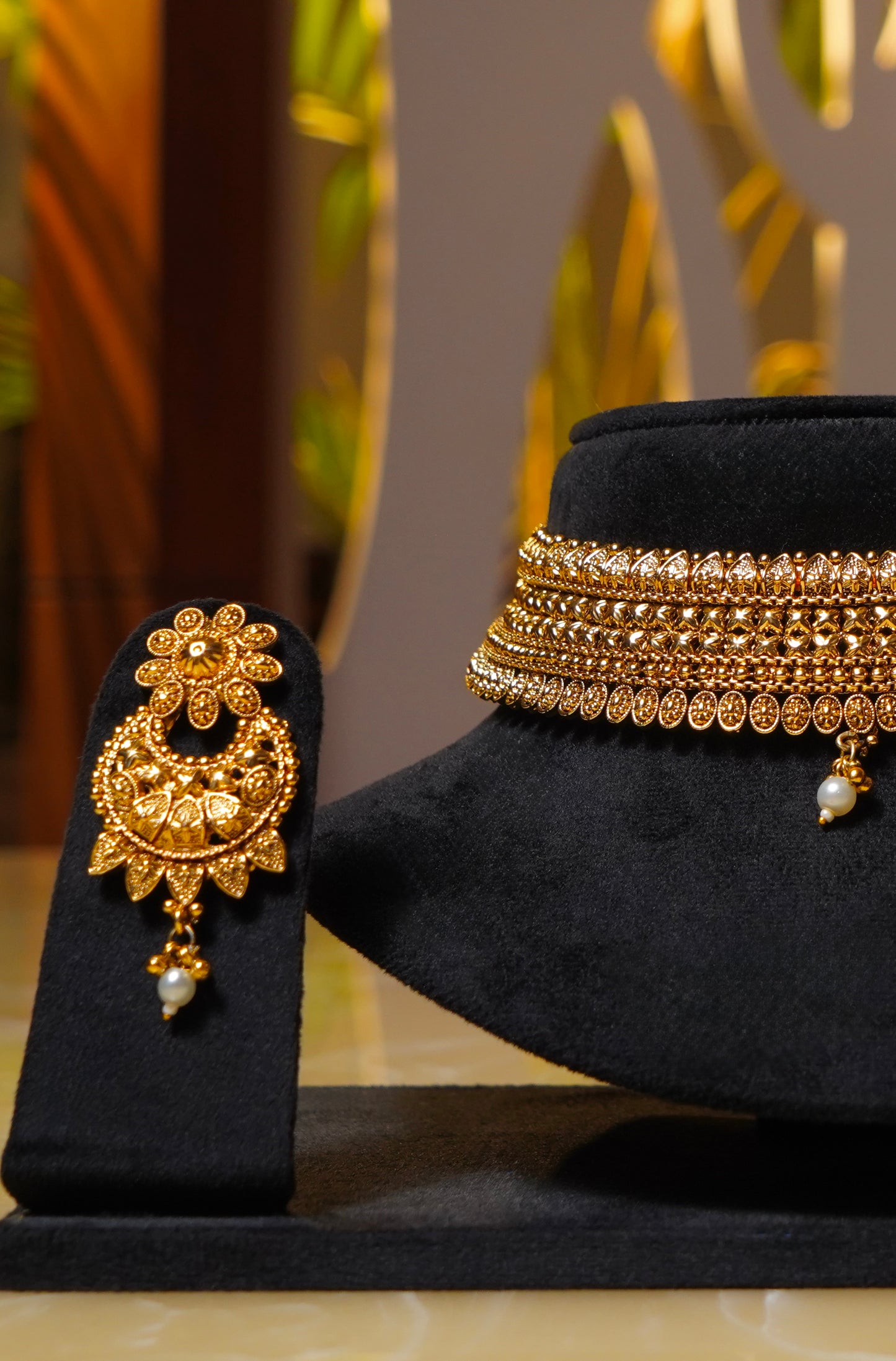 JOHAR- Antique Choker Set