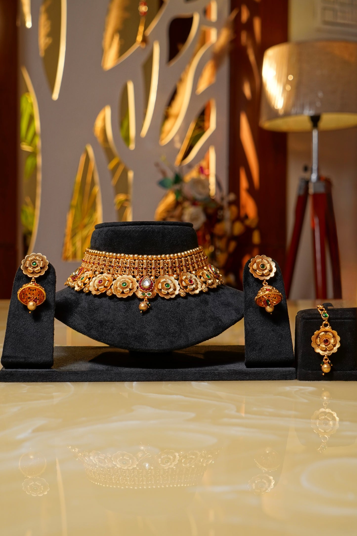 JUGNI- Antique Choker Set