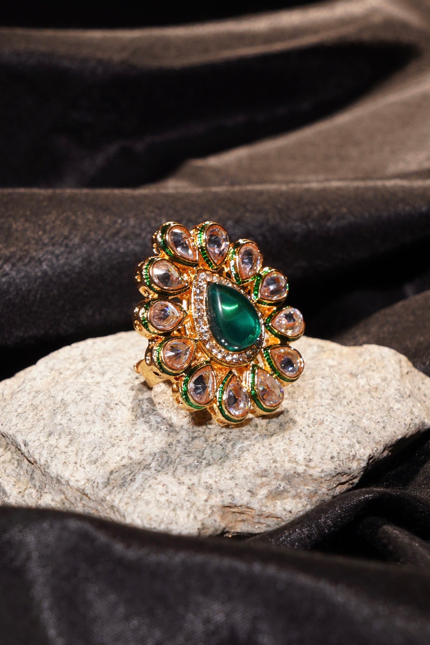 ALEENA- Kundan Adjustable Statement Ring