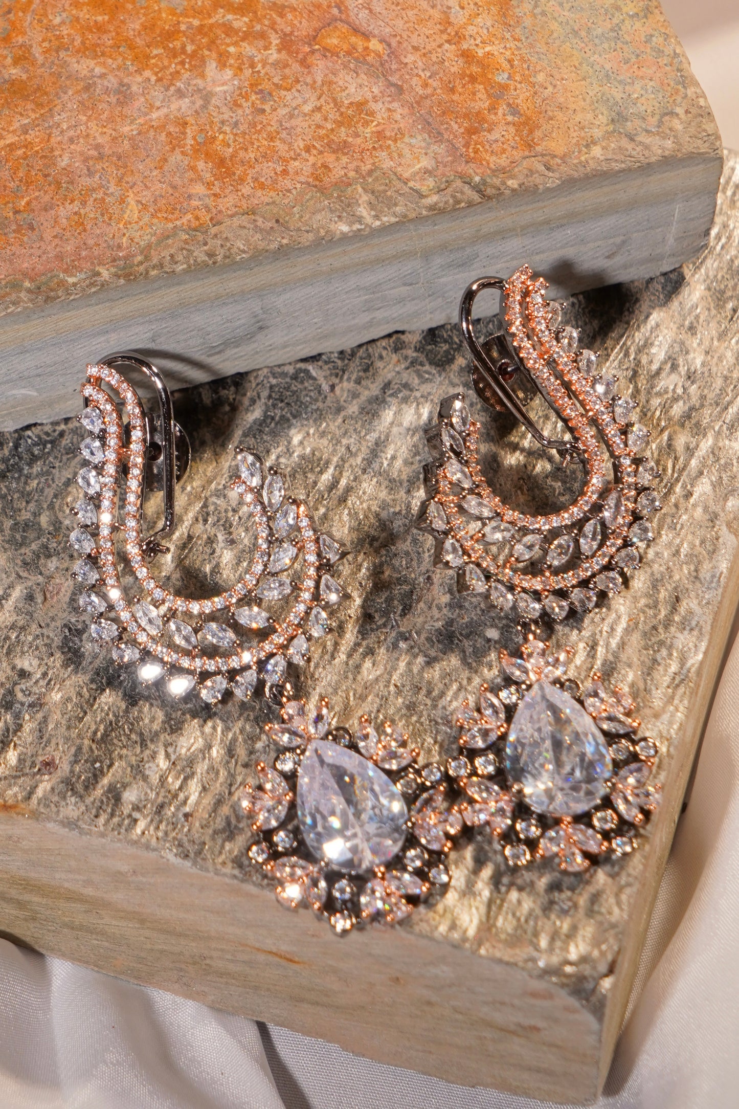 LEHAR- AD Statement Earrings