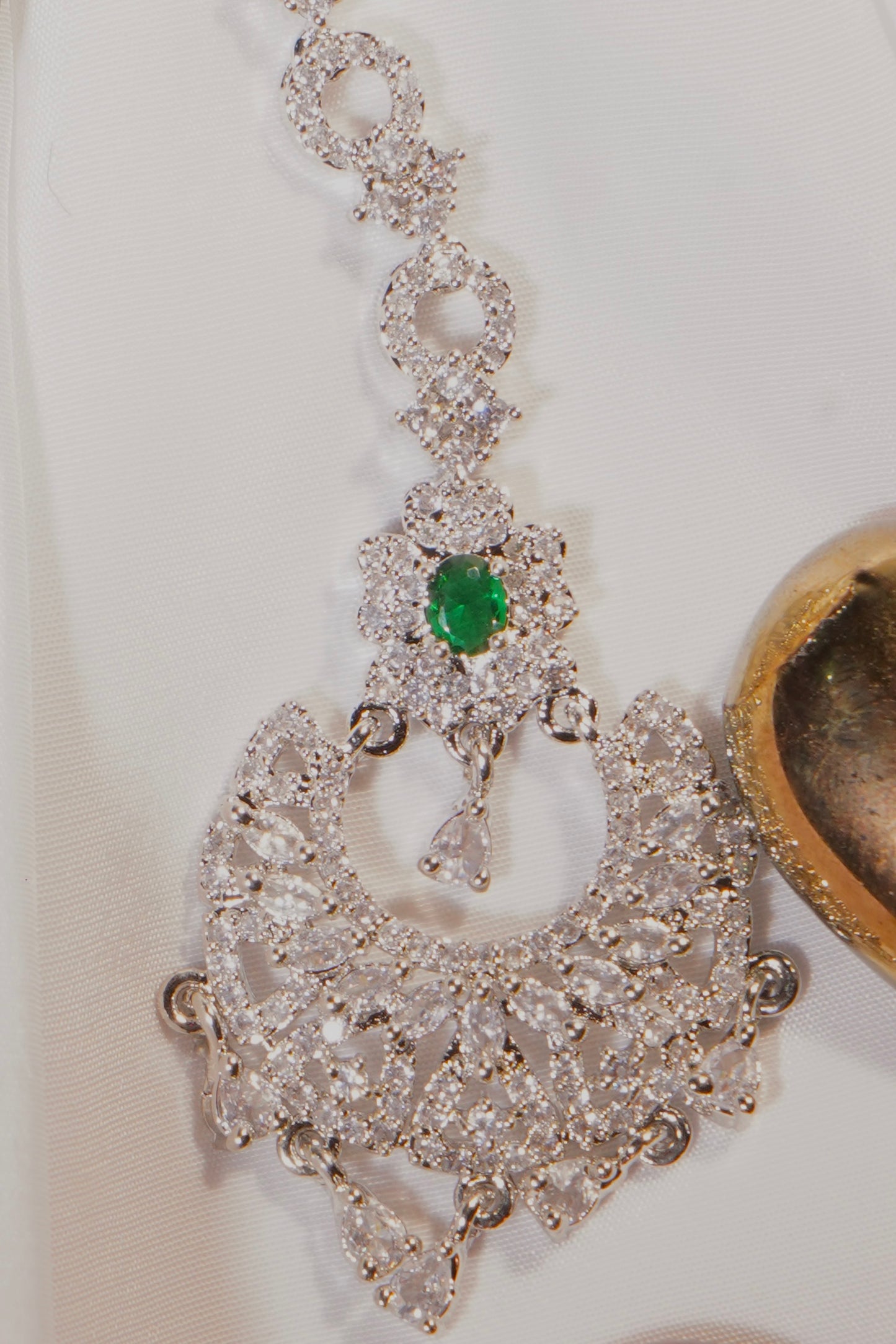 VEDA- Rhodium Plated AD Maang Tikka