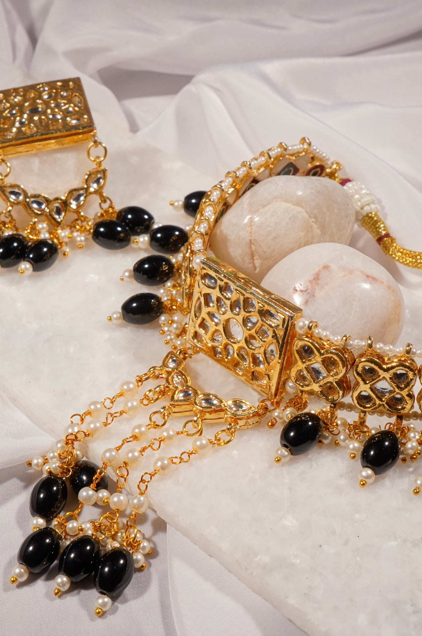 ISRA- Gold Kundan Choker Set
