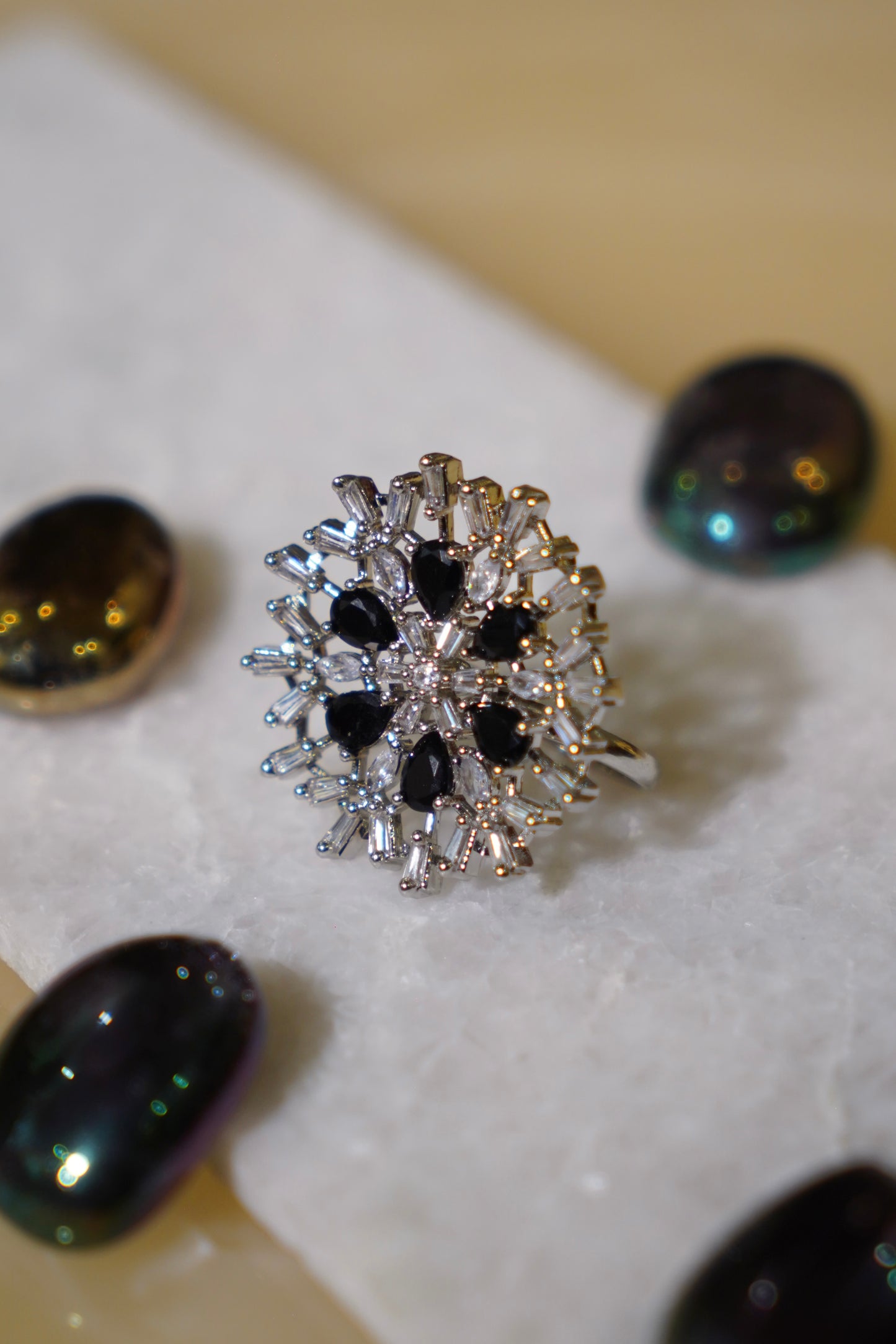 SHARVI- Round Adjustable AD Ring