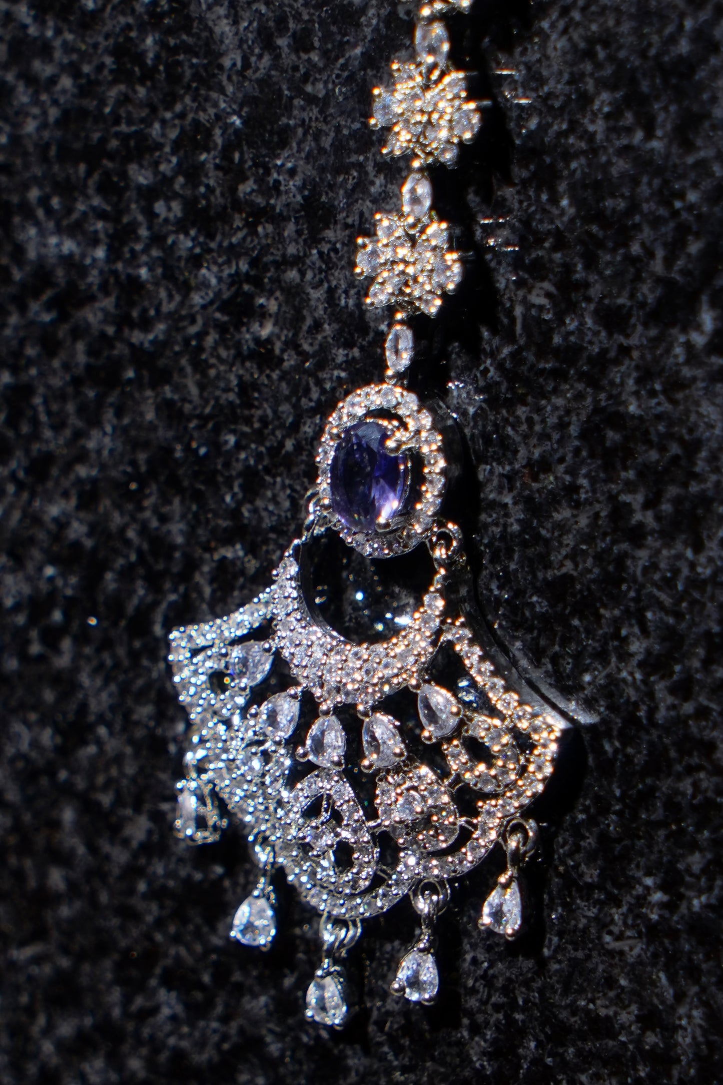 KOMAL- Rhodium Plated AD Maang Tikka
