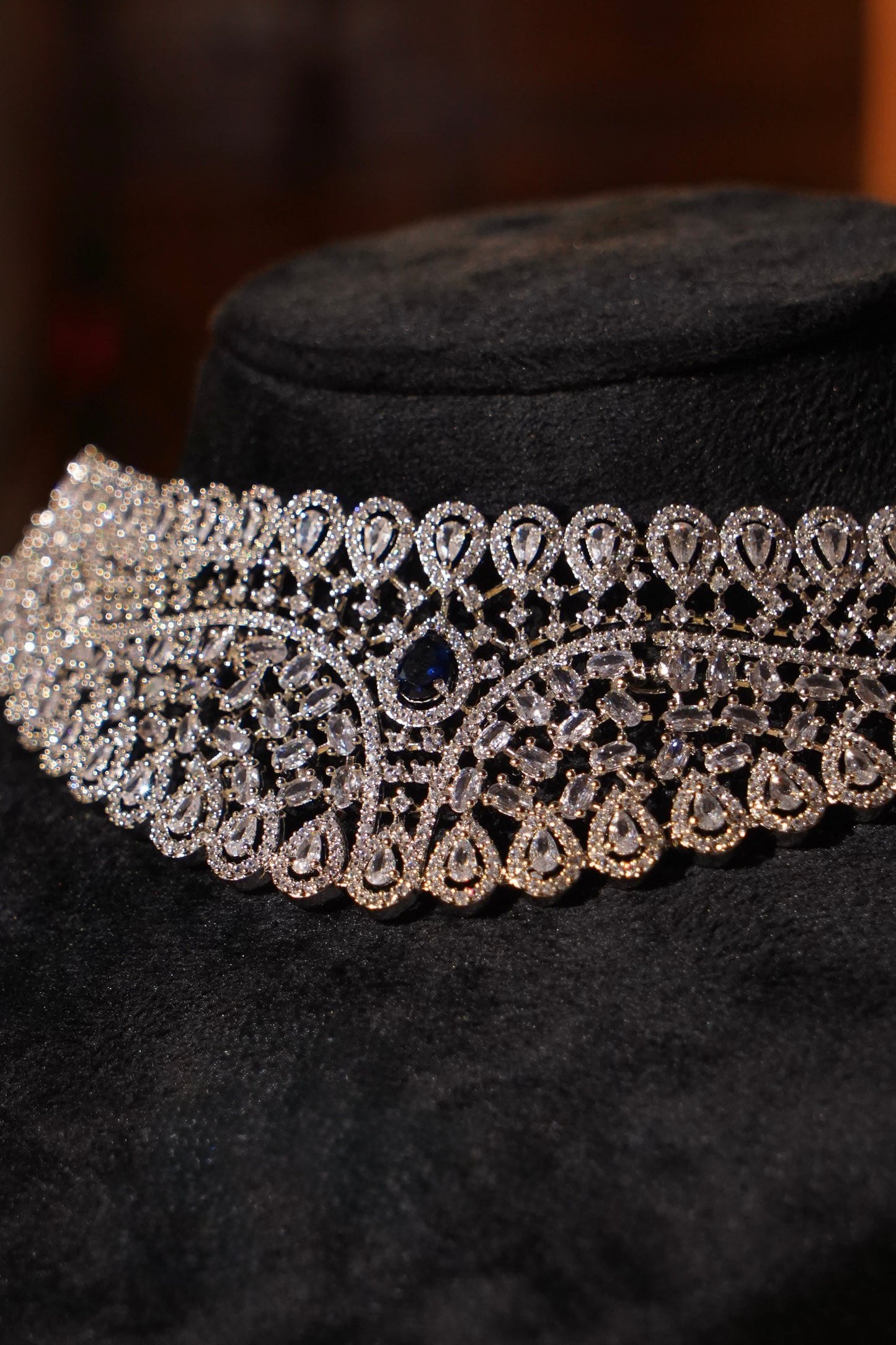 AVNI- Diamanté Accent Choker Set