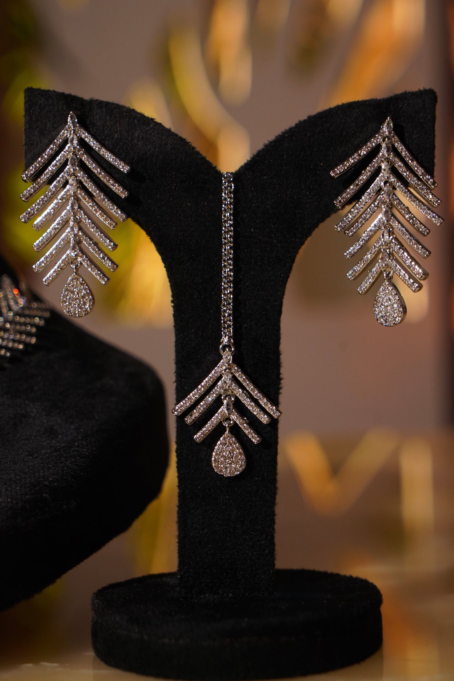 EMAN- Diamanté Choker Set
