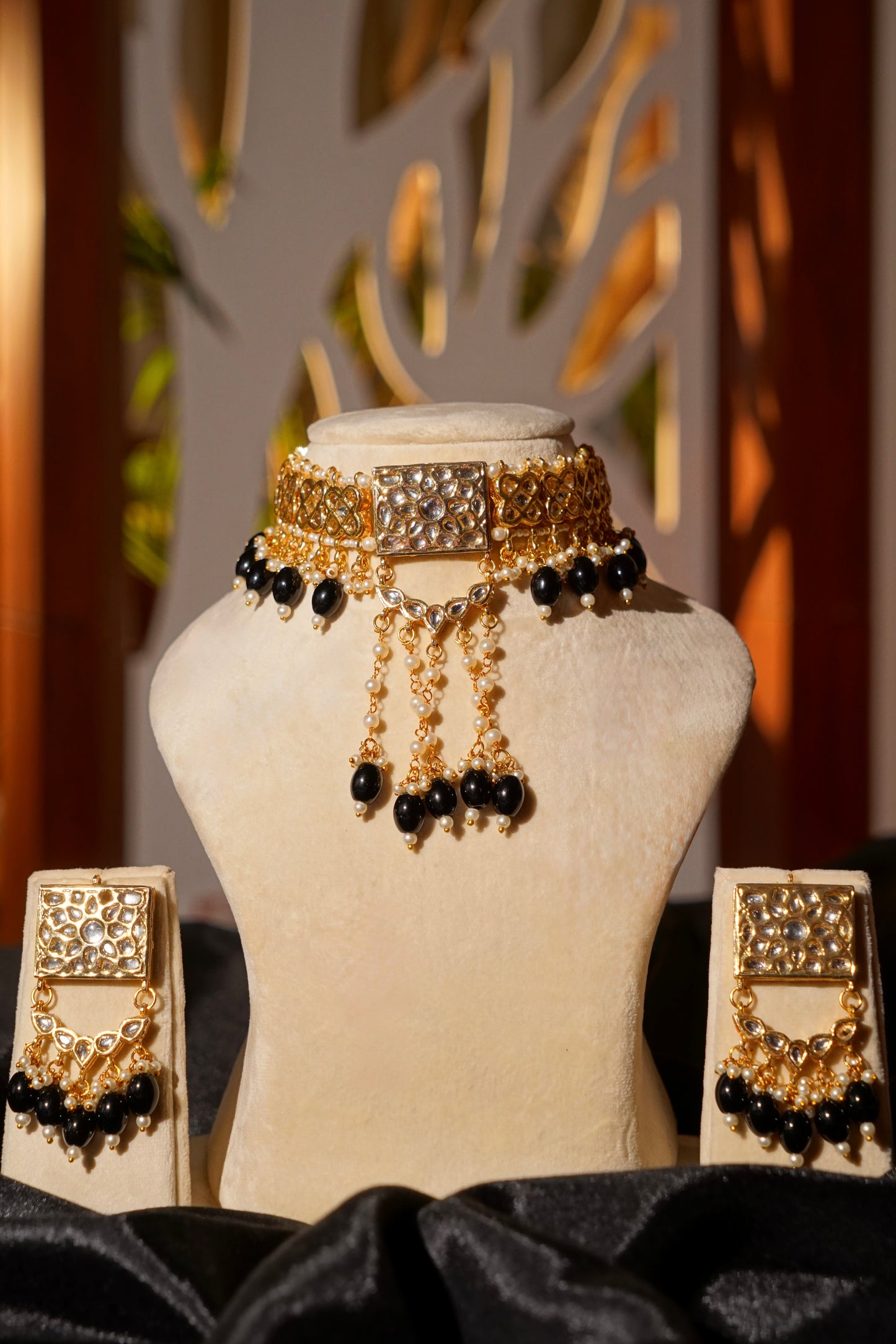 ISRA- Gold Kundan Choker Set