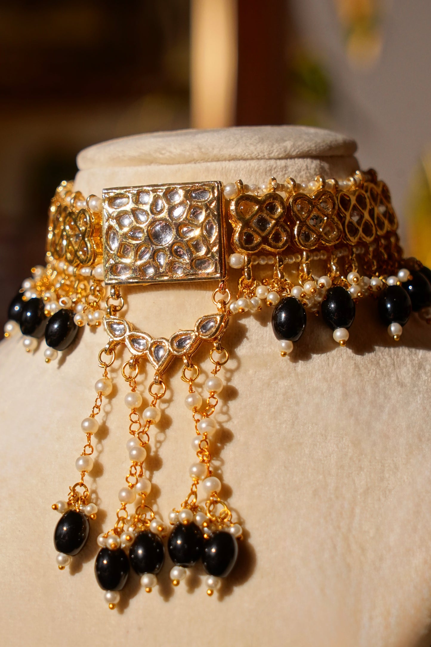 ISRA- Gold Kundan Choker Set