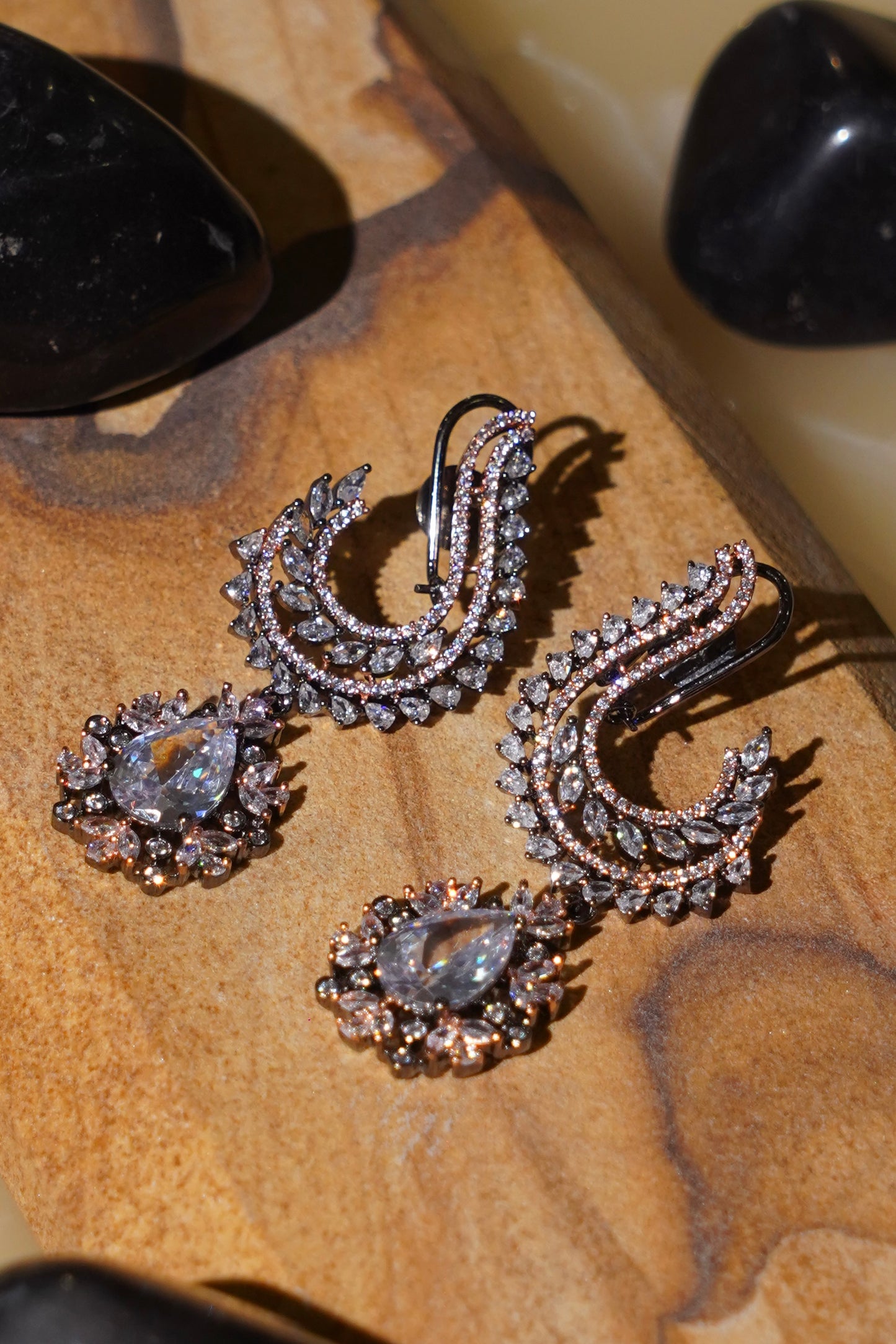 LEHAR- AD Statement Earrings