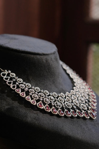 MANNAT- Diamanté Accent Choker Set