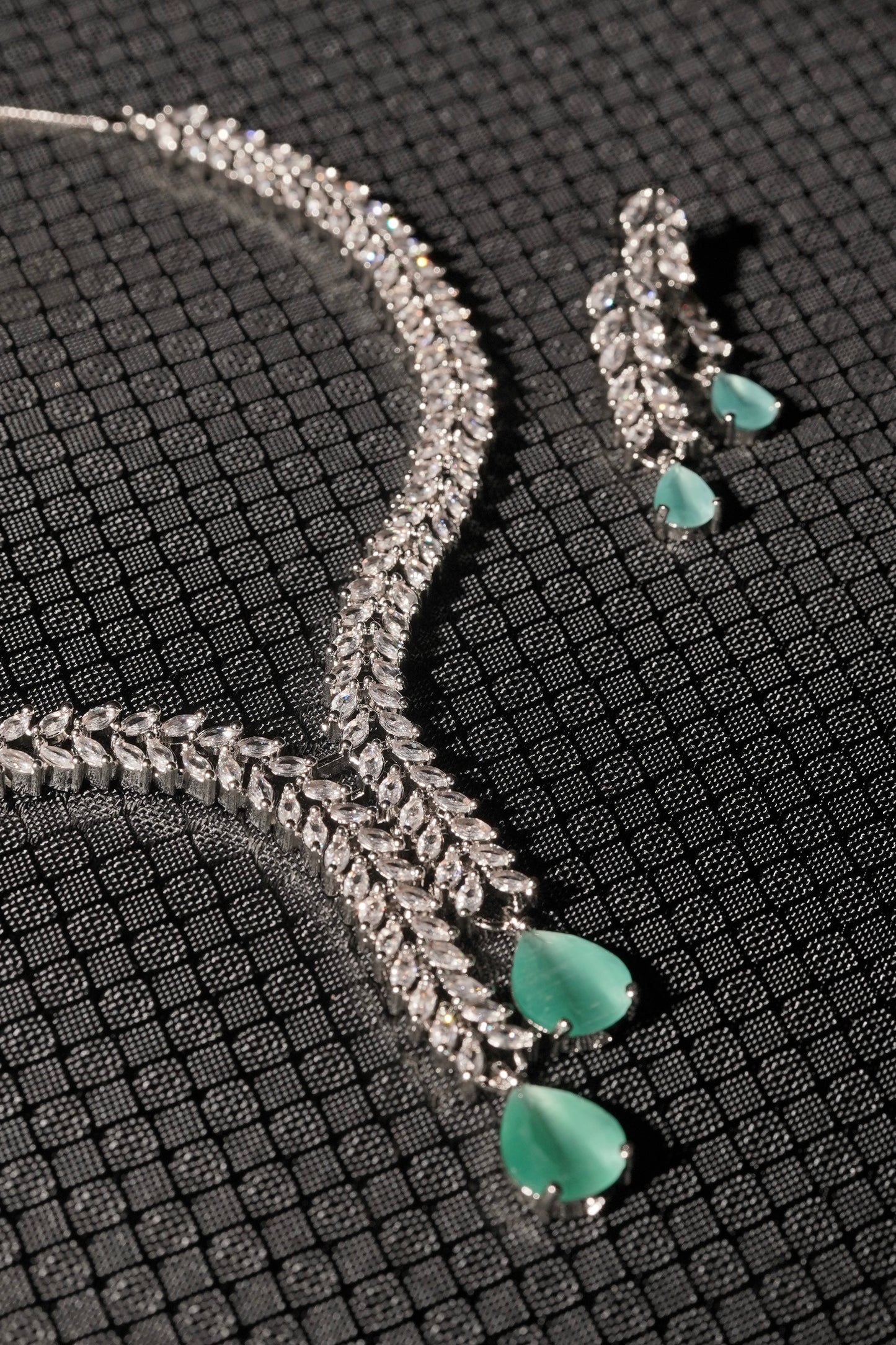 ROSE- AD Diamanté Necklace Set