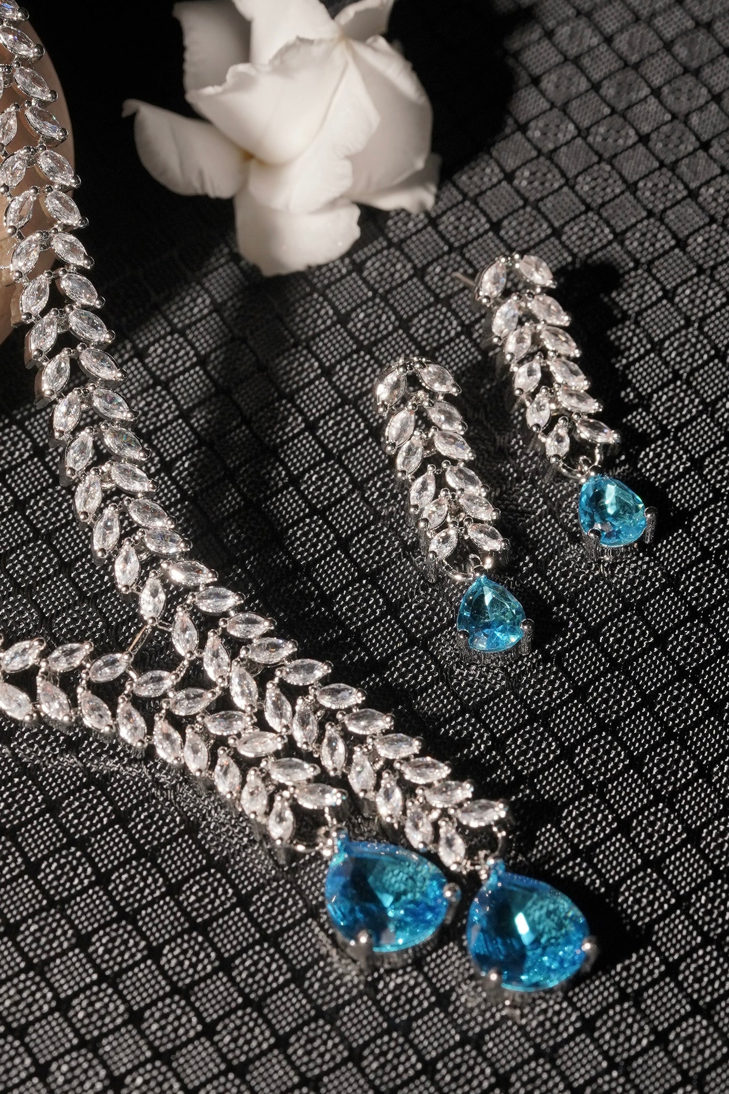 ROSE- AD Diamanté Necklace Set