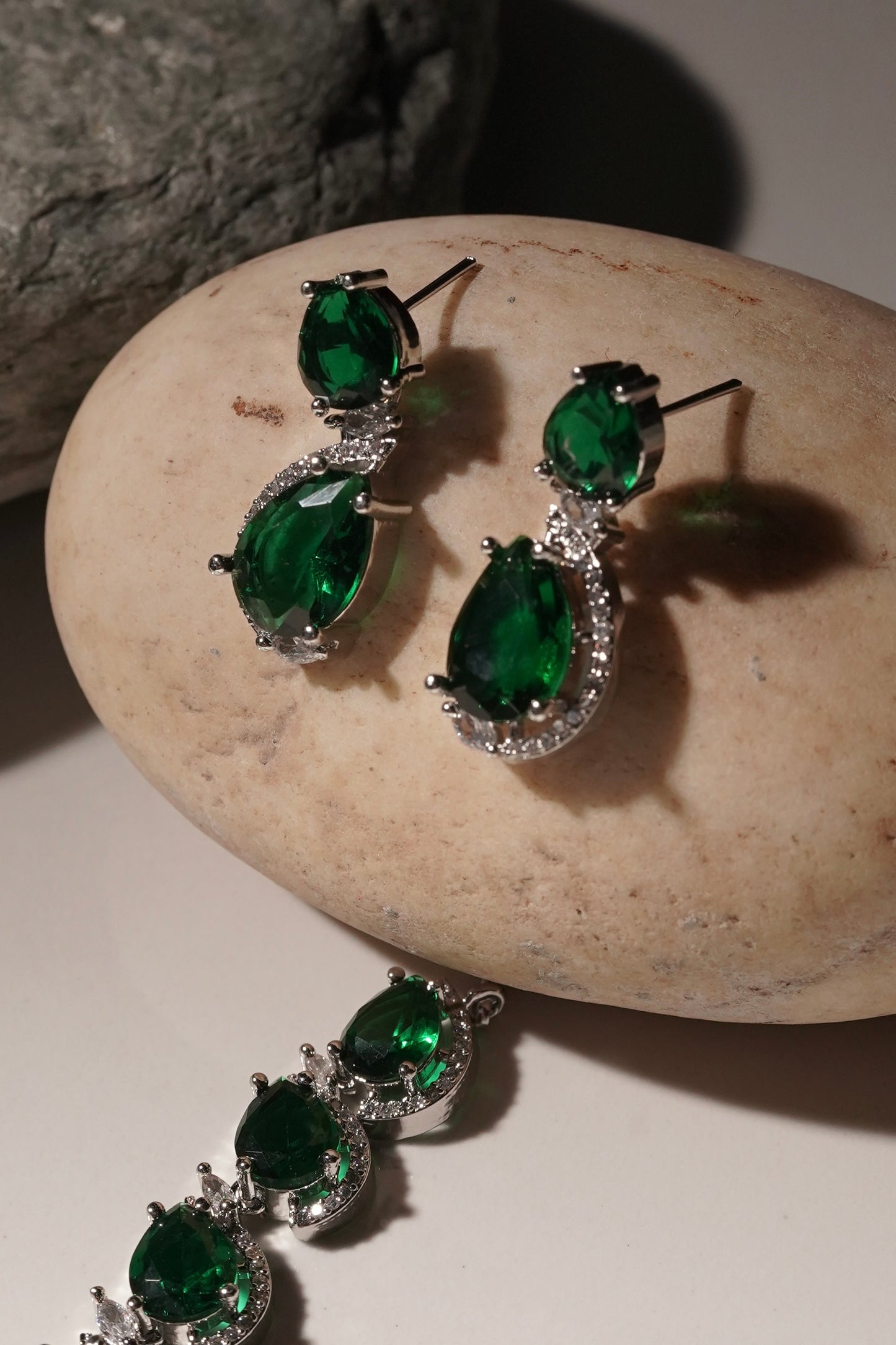 REET- AD Diamanté Necklace Set
