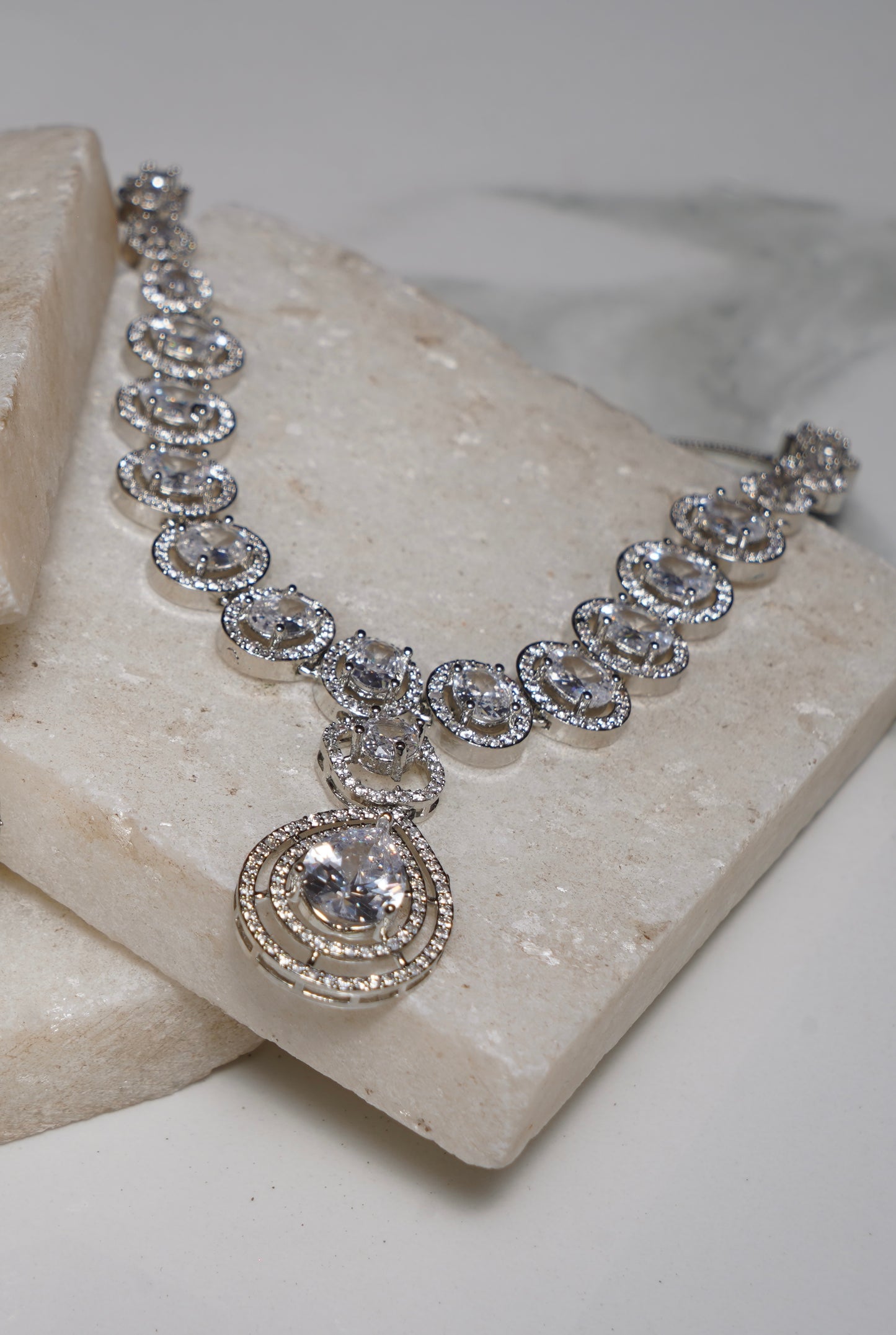RANIA- AD Diamanté Necklace Set