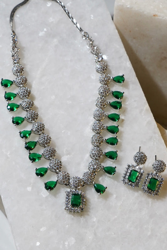 KASHI- AD Diamanté Necklace Set