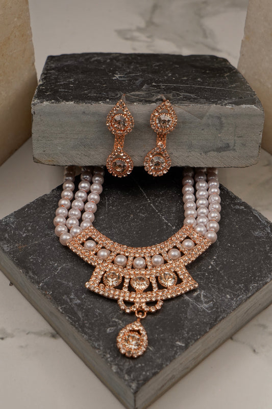 SHAINA- Fresh Water Pearl Necklace Set