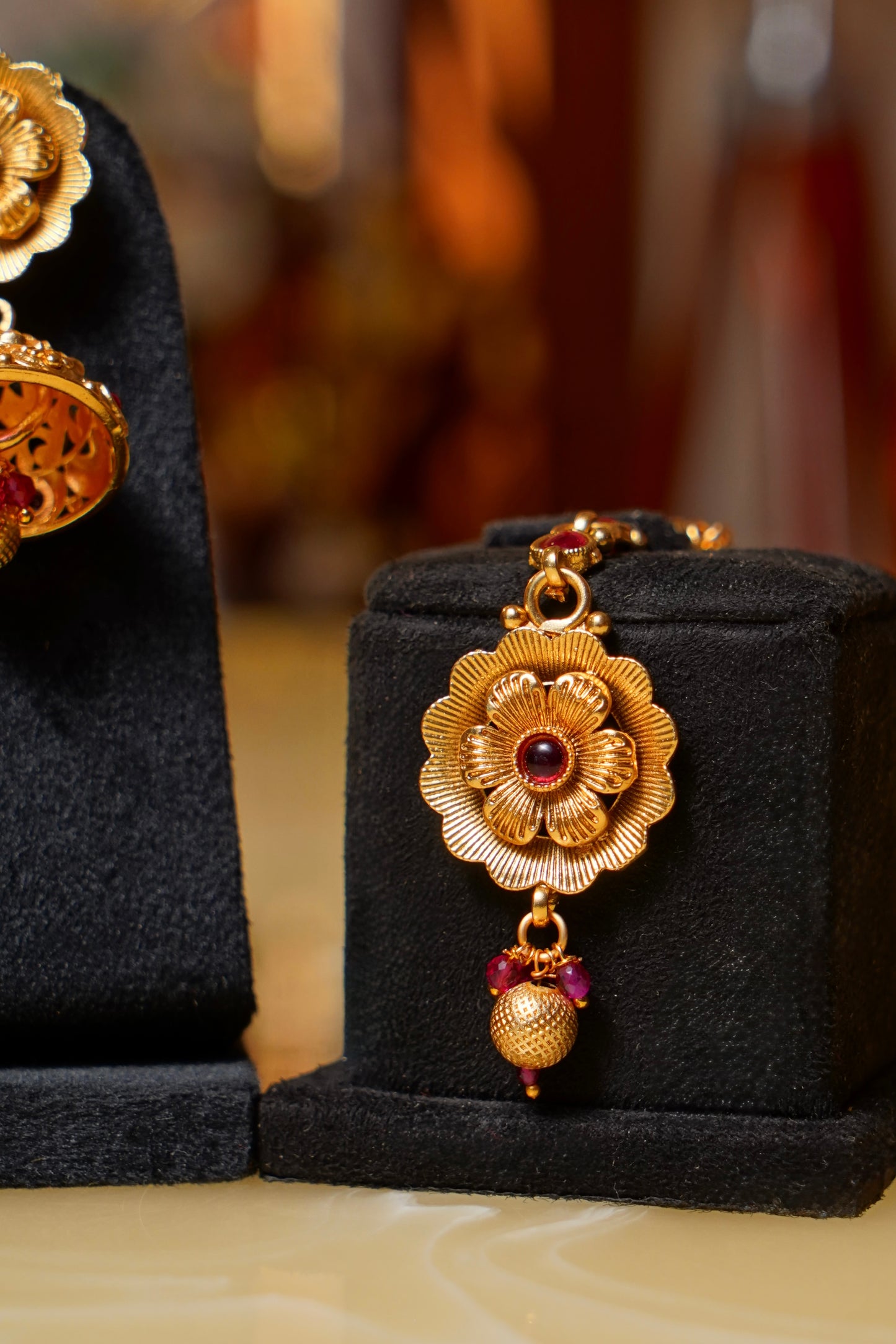 JUGNI- Antique Choker Set