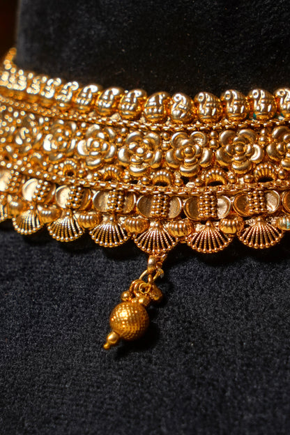 MISHTI- Antique Choker Set