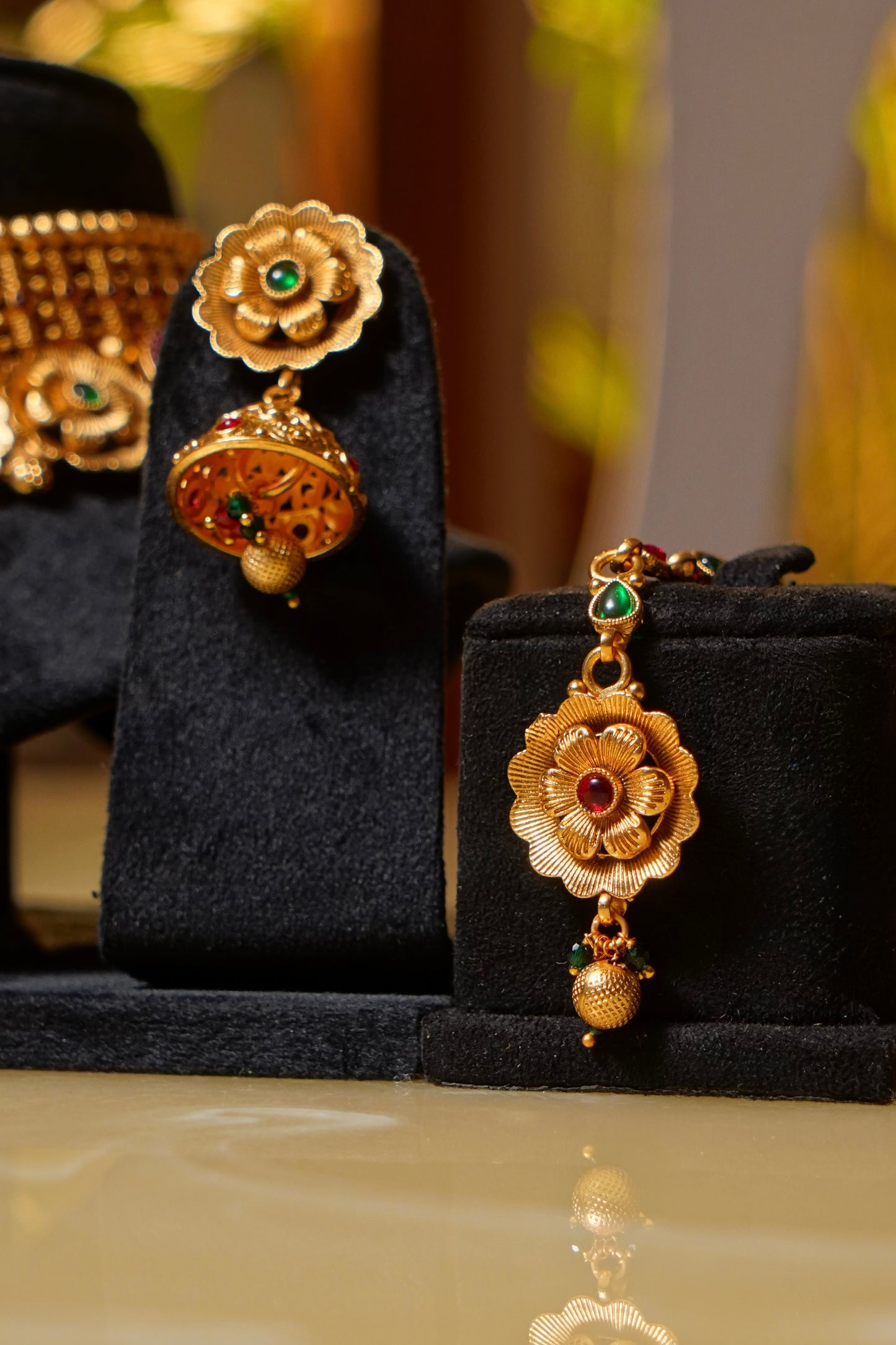 JUGNI- Antique Choker Set