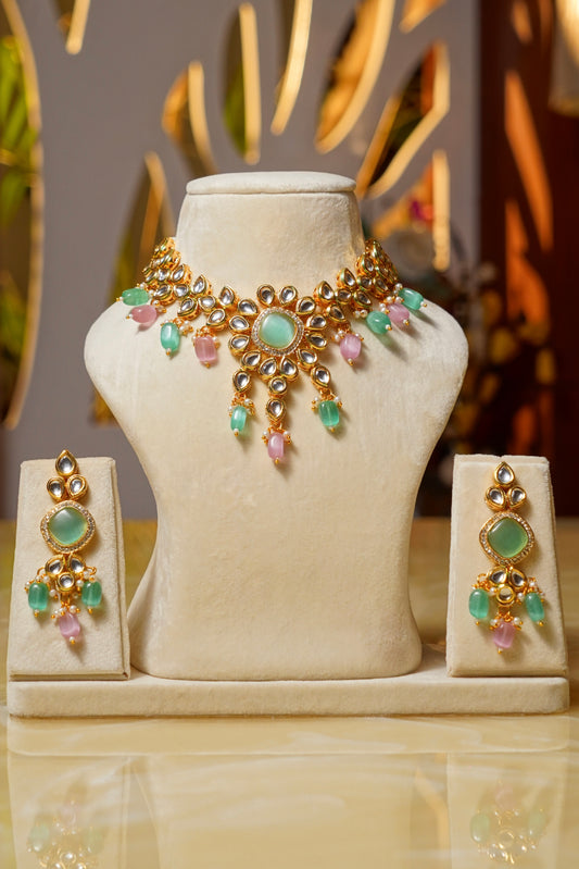 GULDASTA- Gold Plated Kundan Set