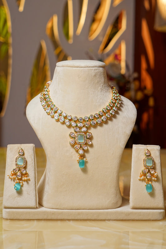 AJUNI- Gold Plated Kundan Set