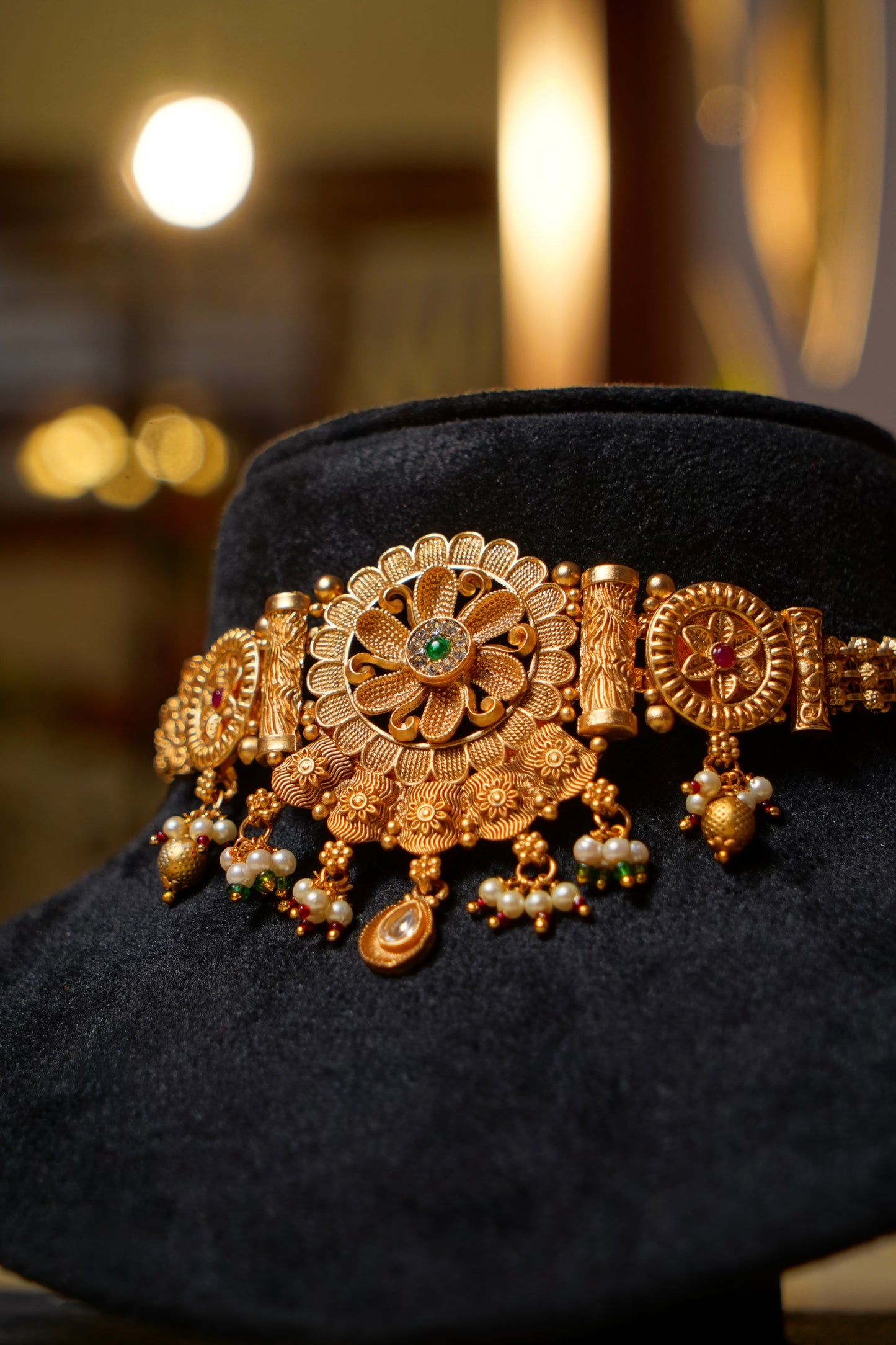 ZEENAT- Antique Choker Set
