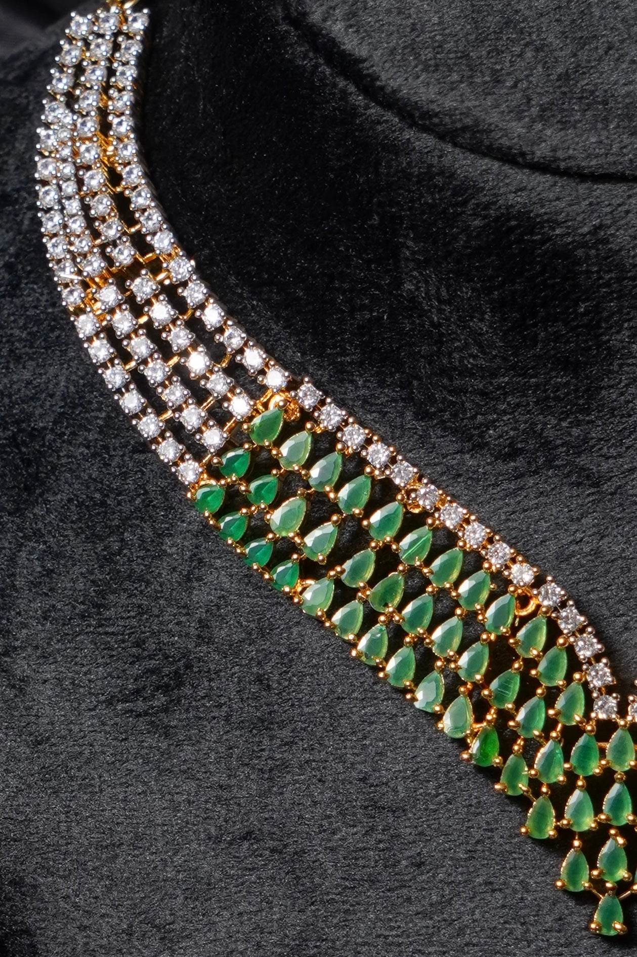 LASHKAR- AD Diamanté Necklace Set