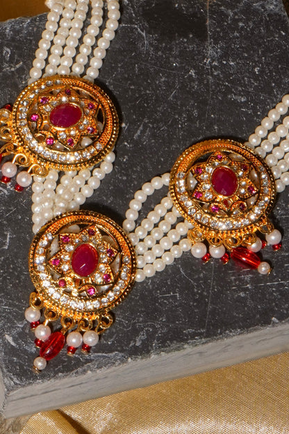 JAMIYA- Pearl Choker Set