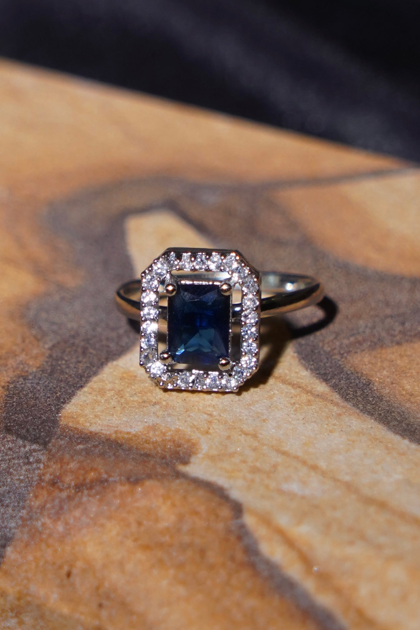 MARIAM- Square Adjustable AD Ring