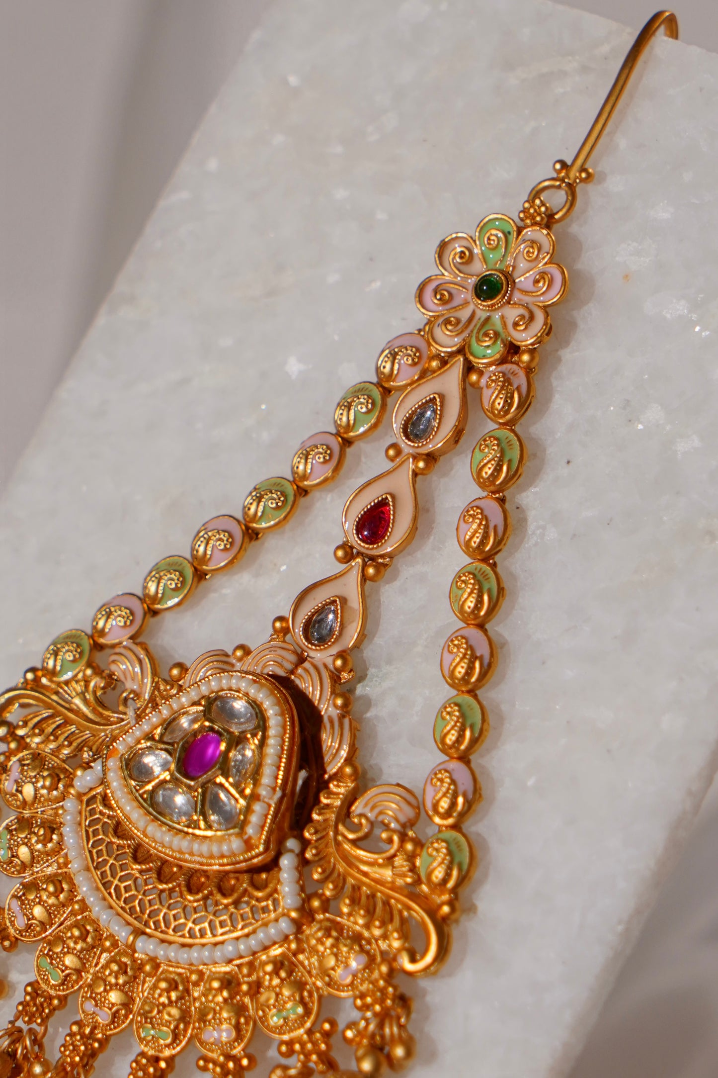 FAKHIRA- Gold Passa- Jhoomer