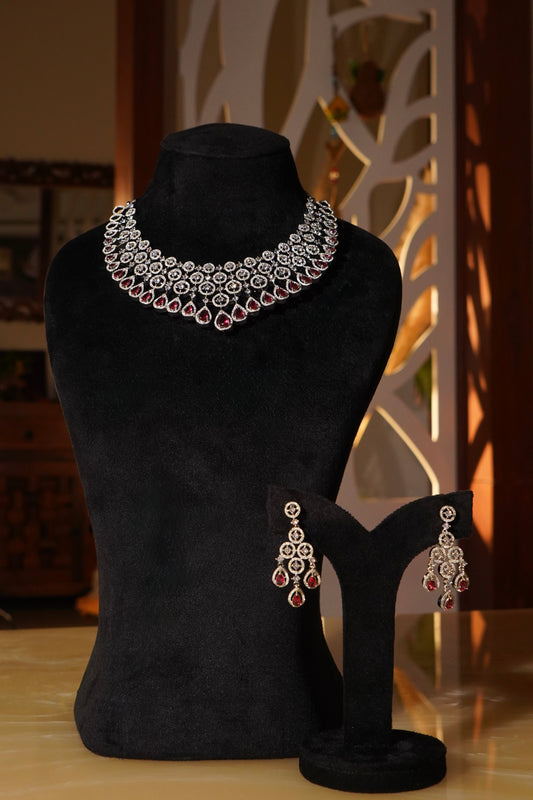 MANNAT- Diamanté Accent Choker Set