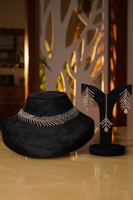 EMAN- Diamanté Choker Set