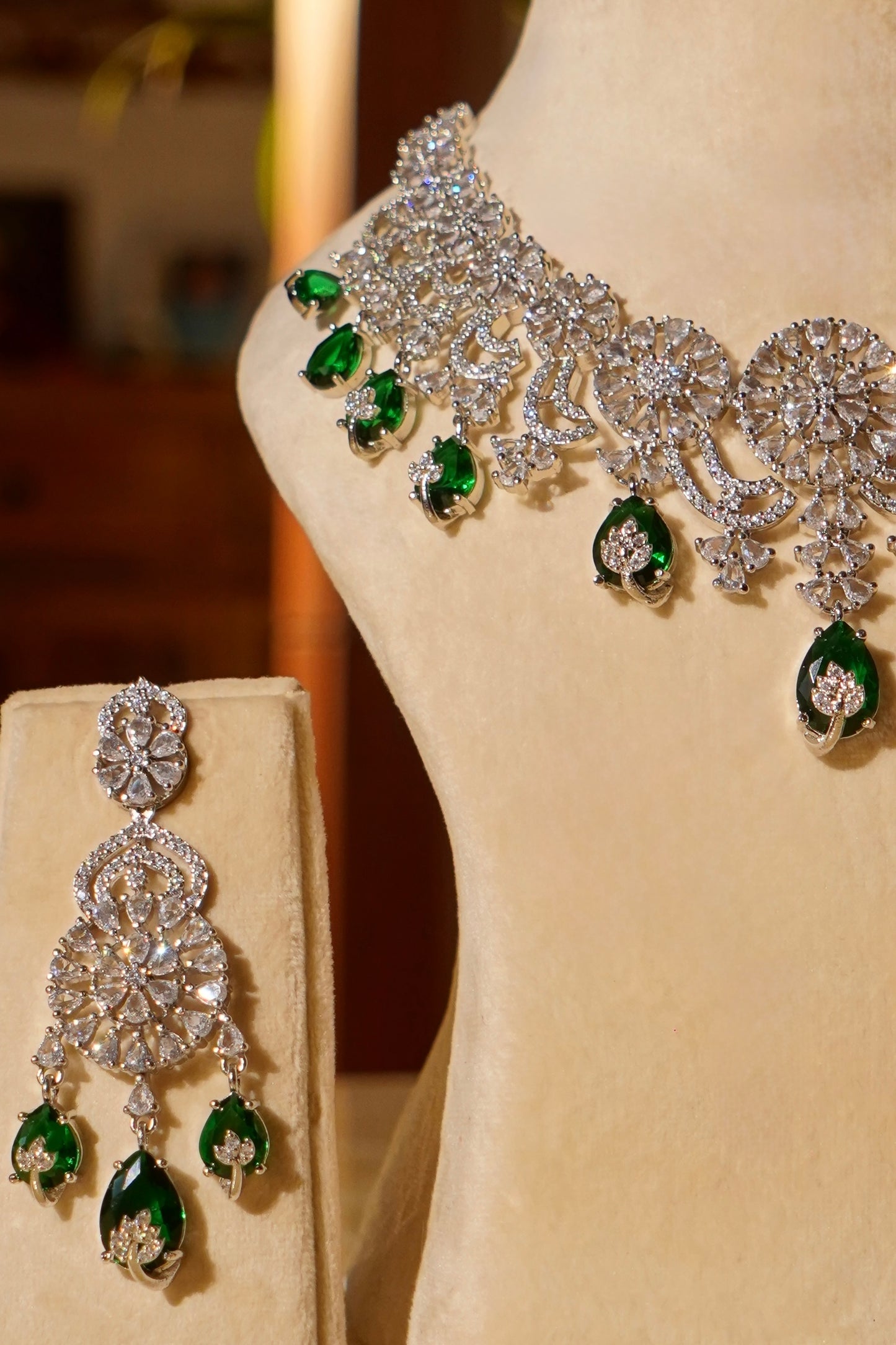 SHAILA- Diamanté Accent Necklace Set