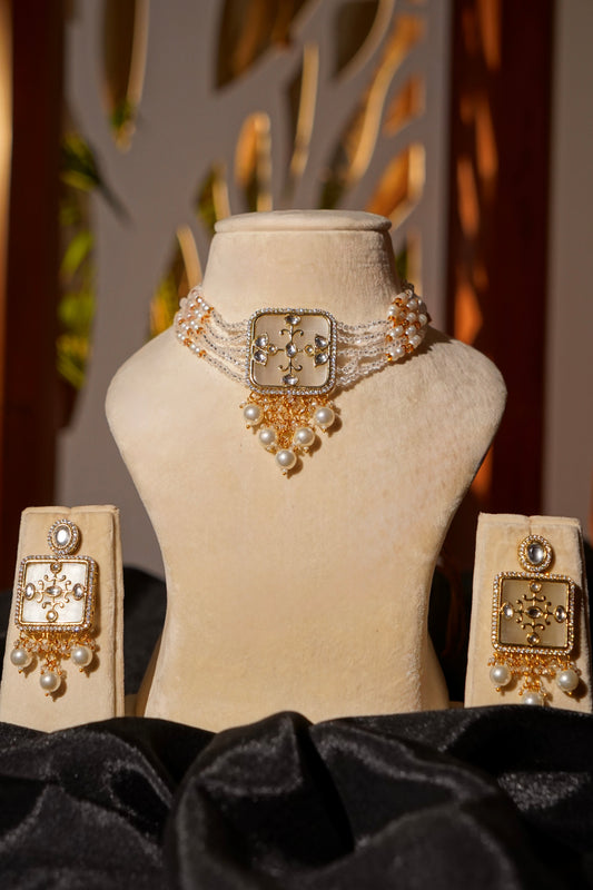 HANIYA- Kundan & Moissanite Choker Set