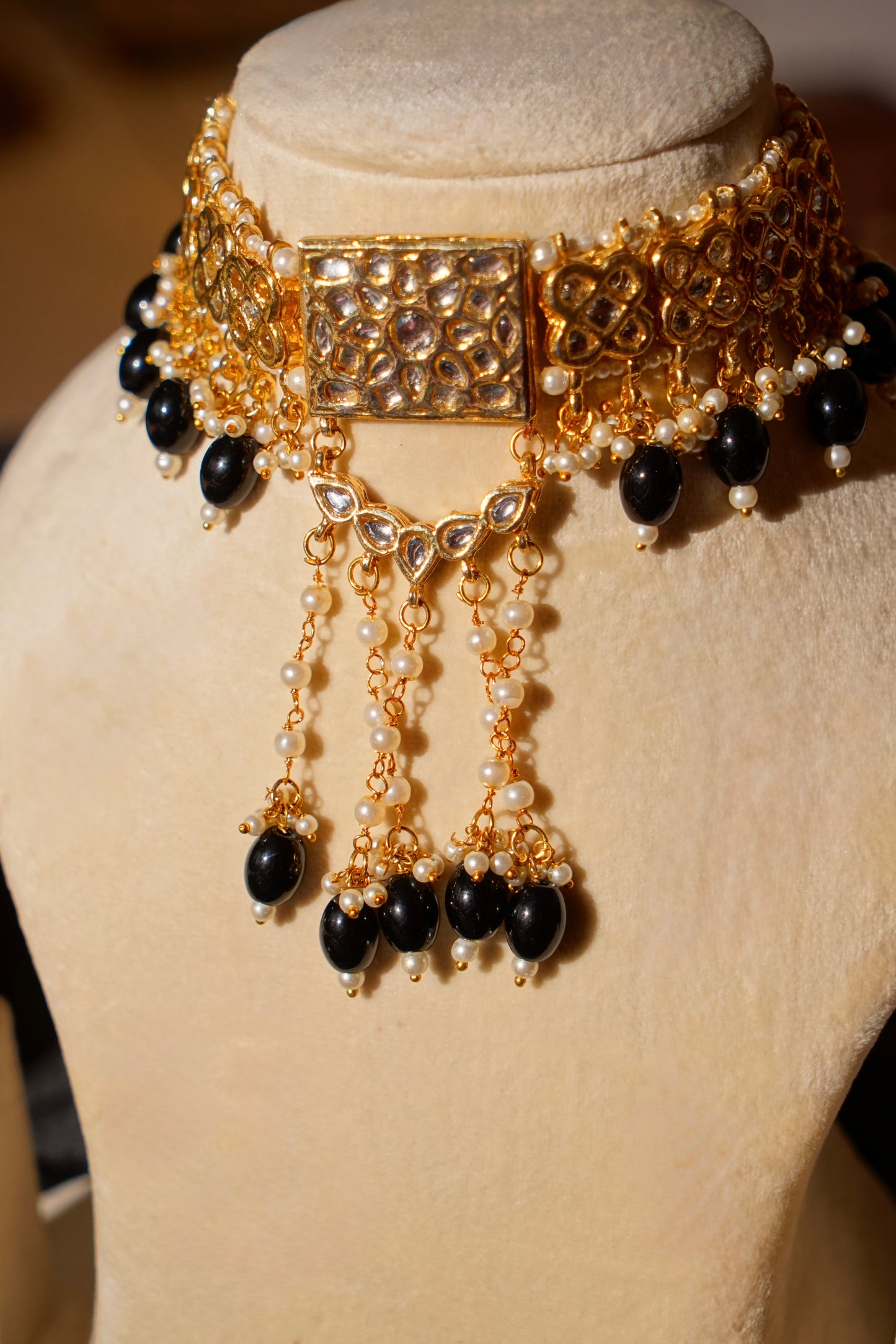 ISRA- Gold Kundan Choker Set