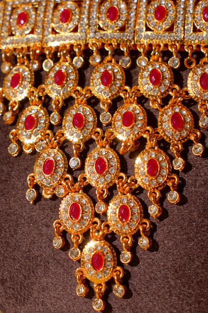 RUHI- Gold Choker Set